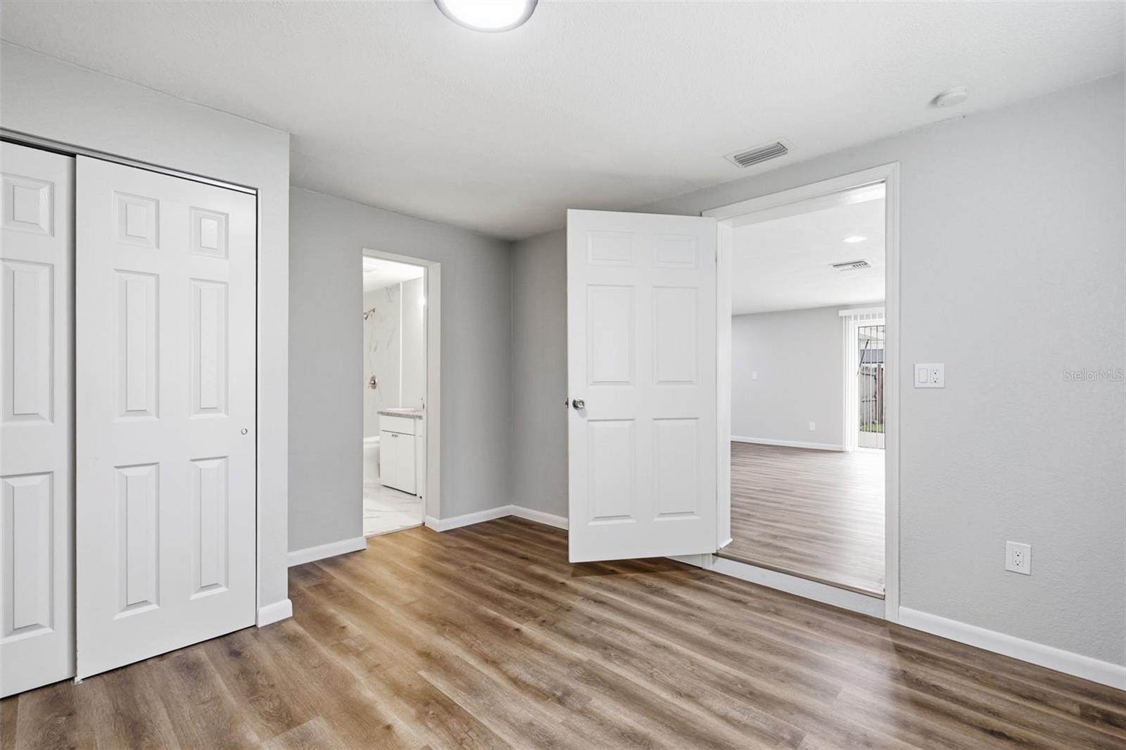 8531 HORIZON LN — photo 21