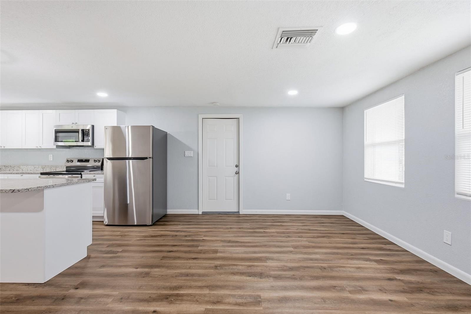 8531 HORIZON LN — photo 19