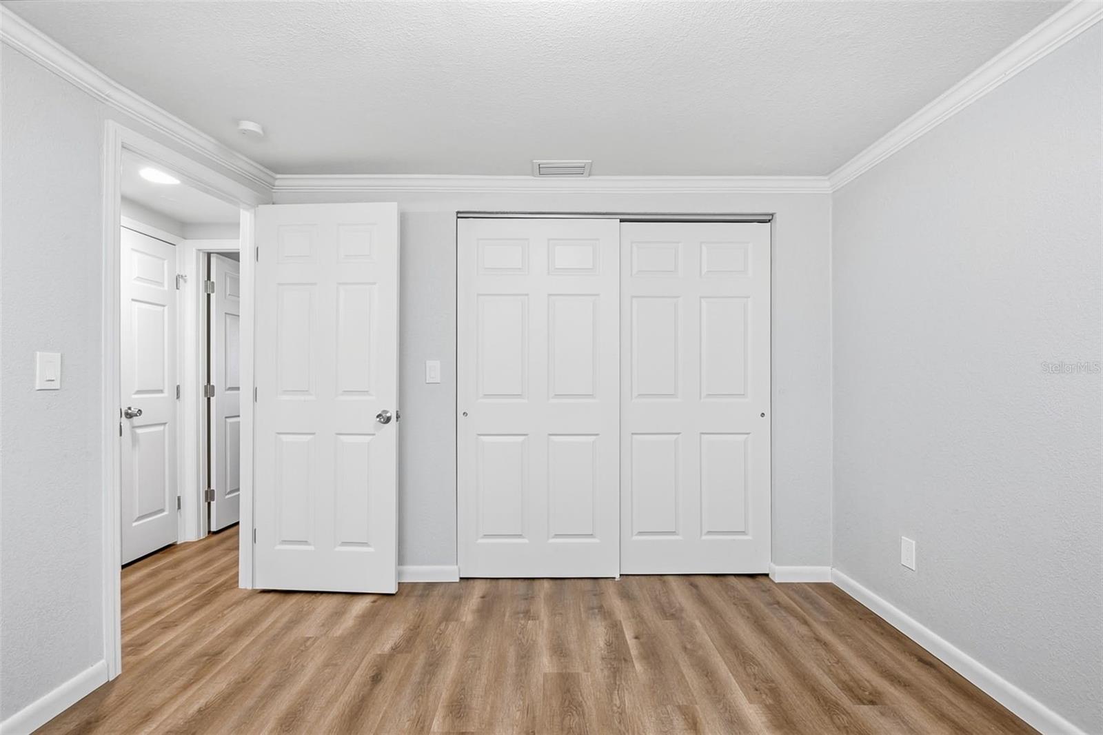 8531 HORIZON LN — photo 28