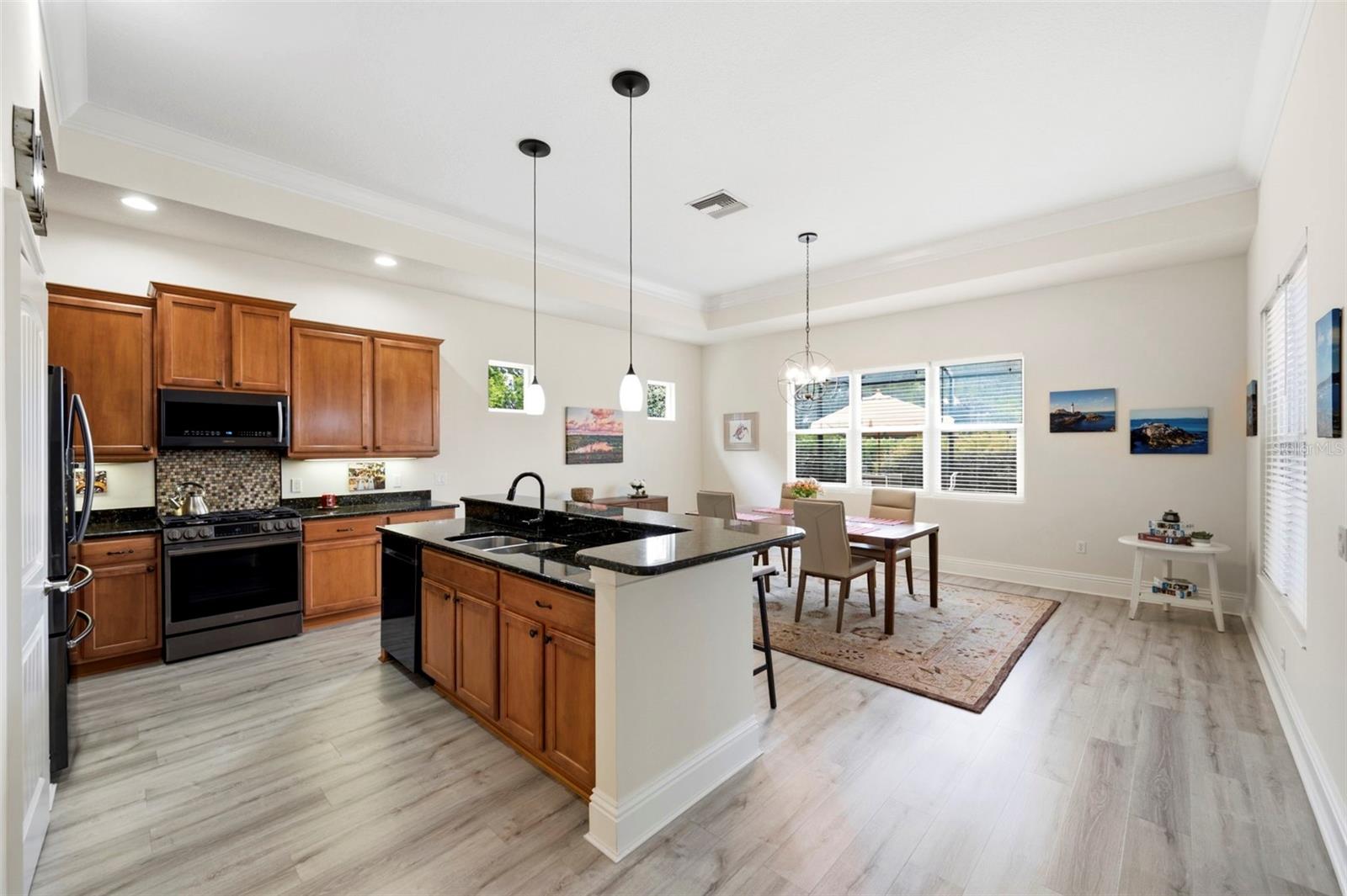 3850 CREEKSIDE PARK DR — photo 15