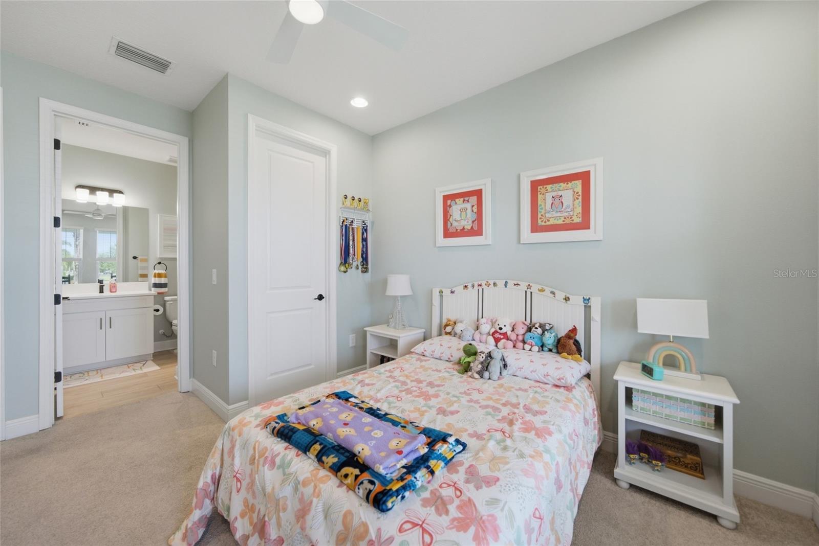 4815 HONEY DEW LN — photo 32