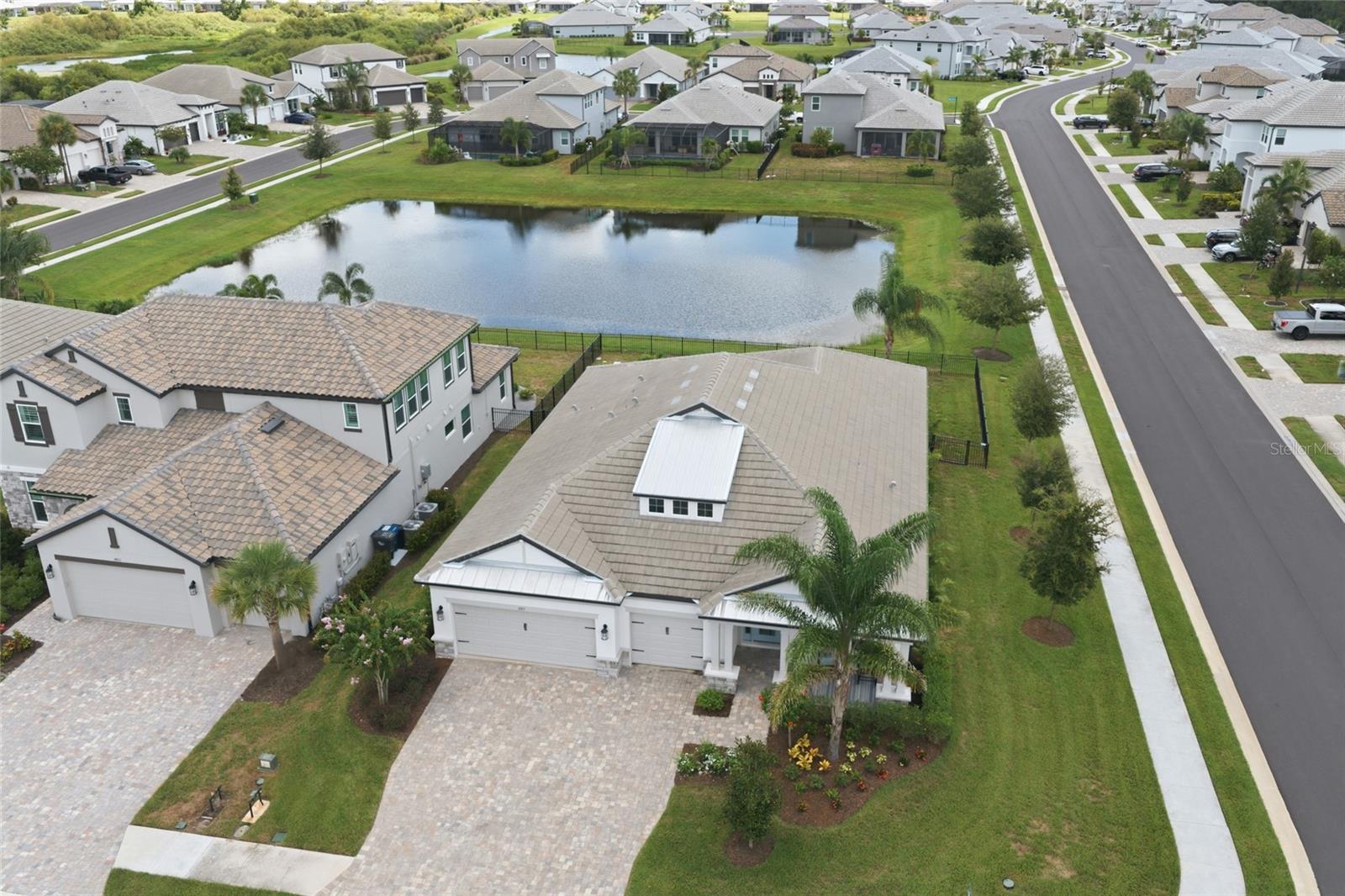 4815 HONEY DEW LN — photo 41