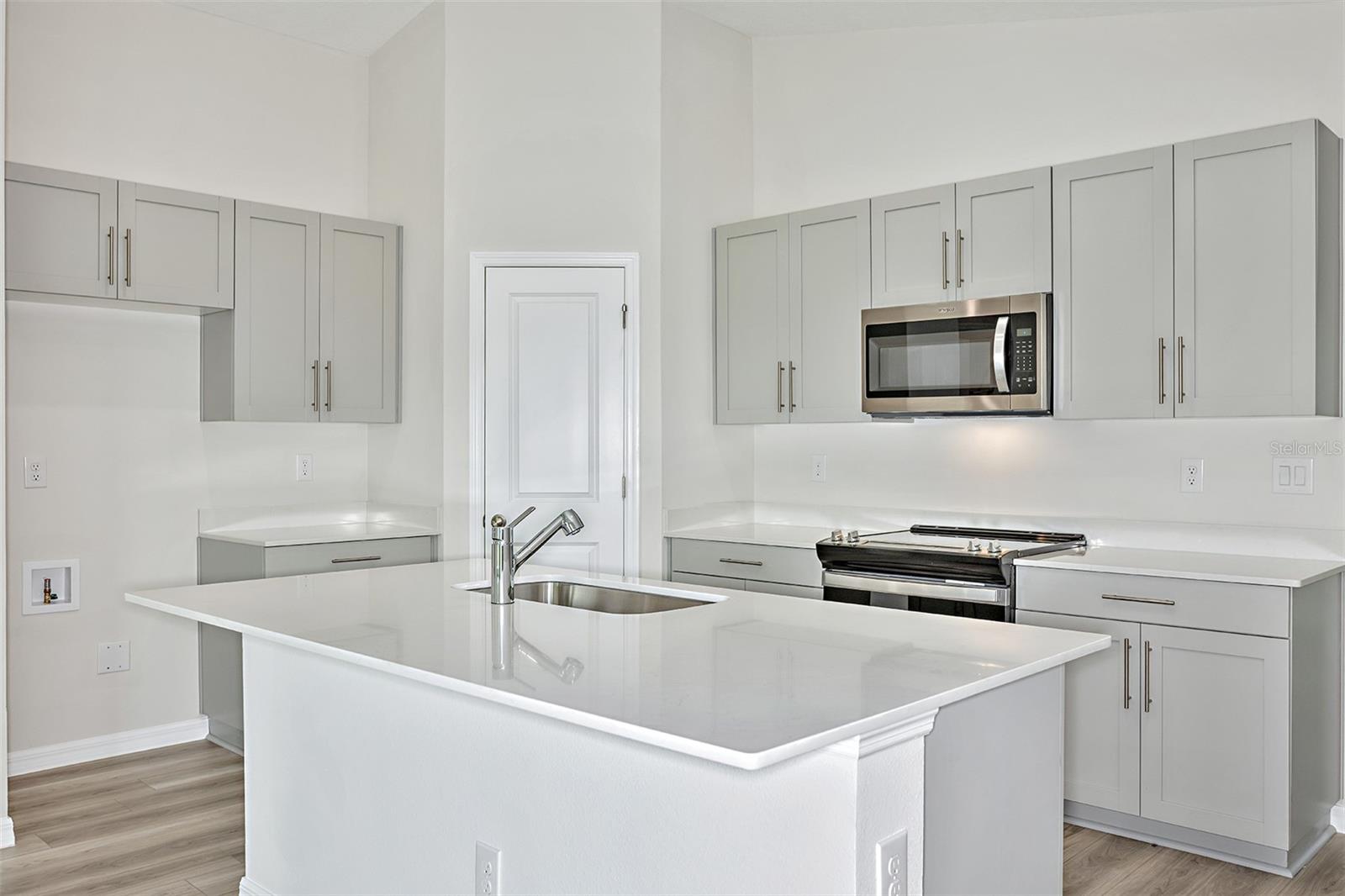 15204 MAUDE LANDING LOOP — photo 6