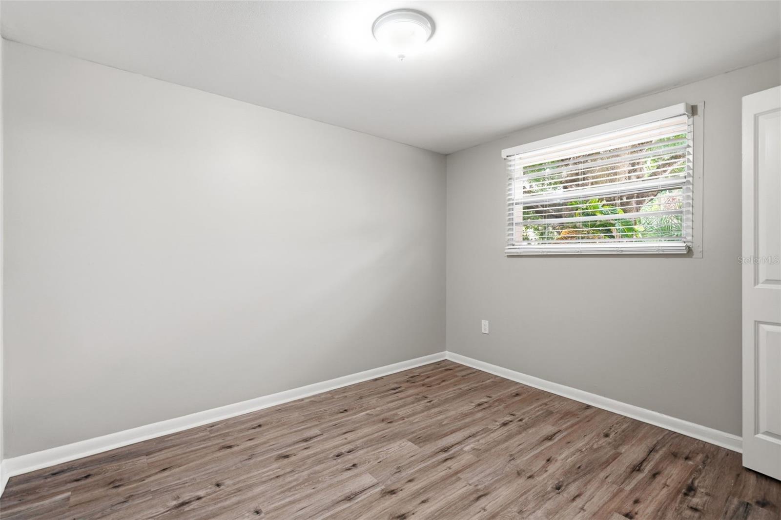 3209 N 45TH ST — photo 13