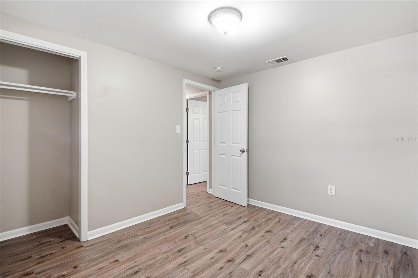 3209 N 45TH ST — photo 14