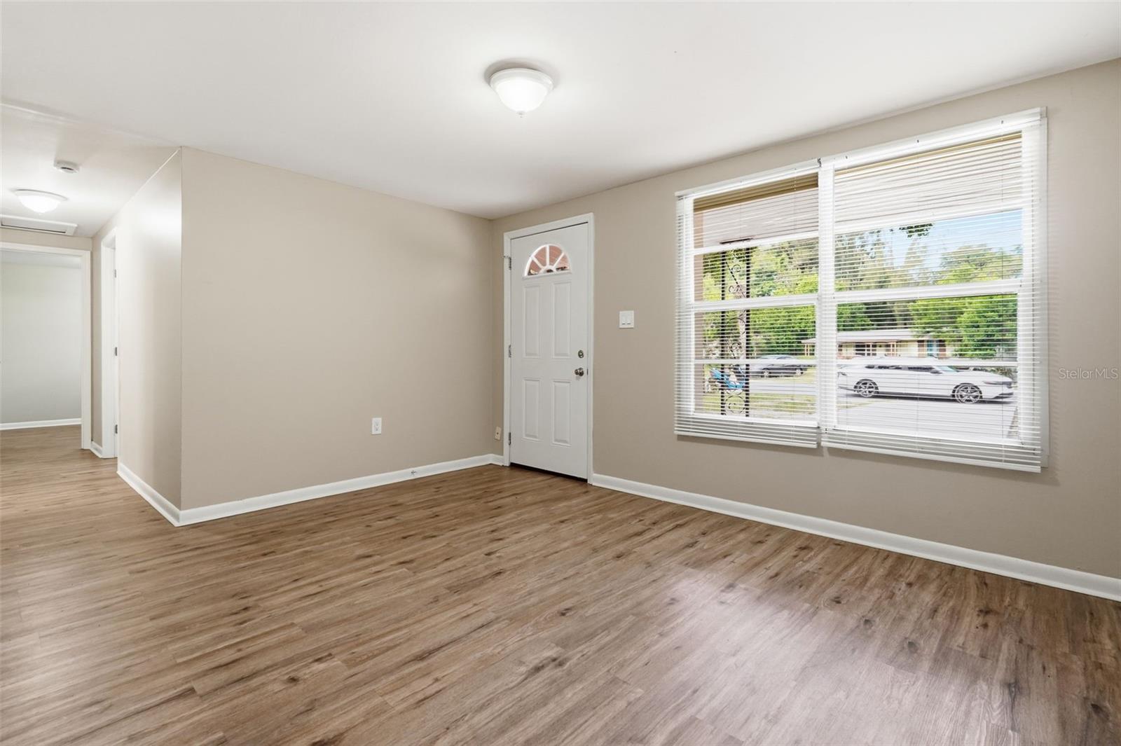 3209 N 45TH ST — photo 5