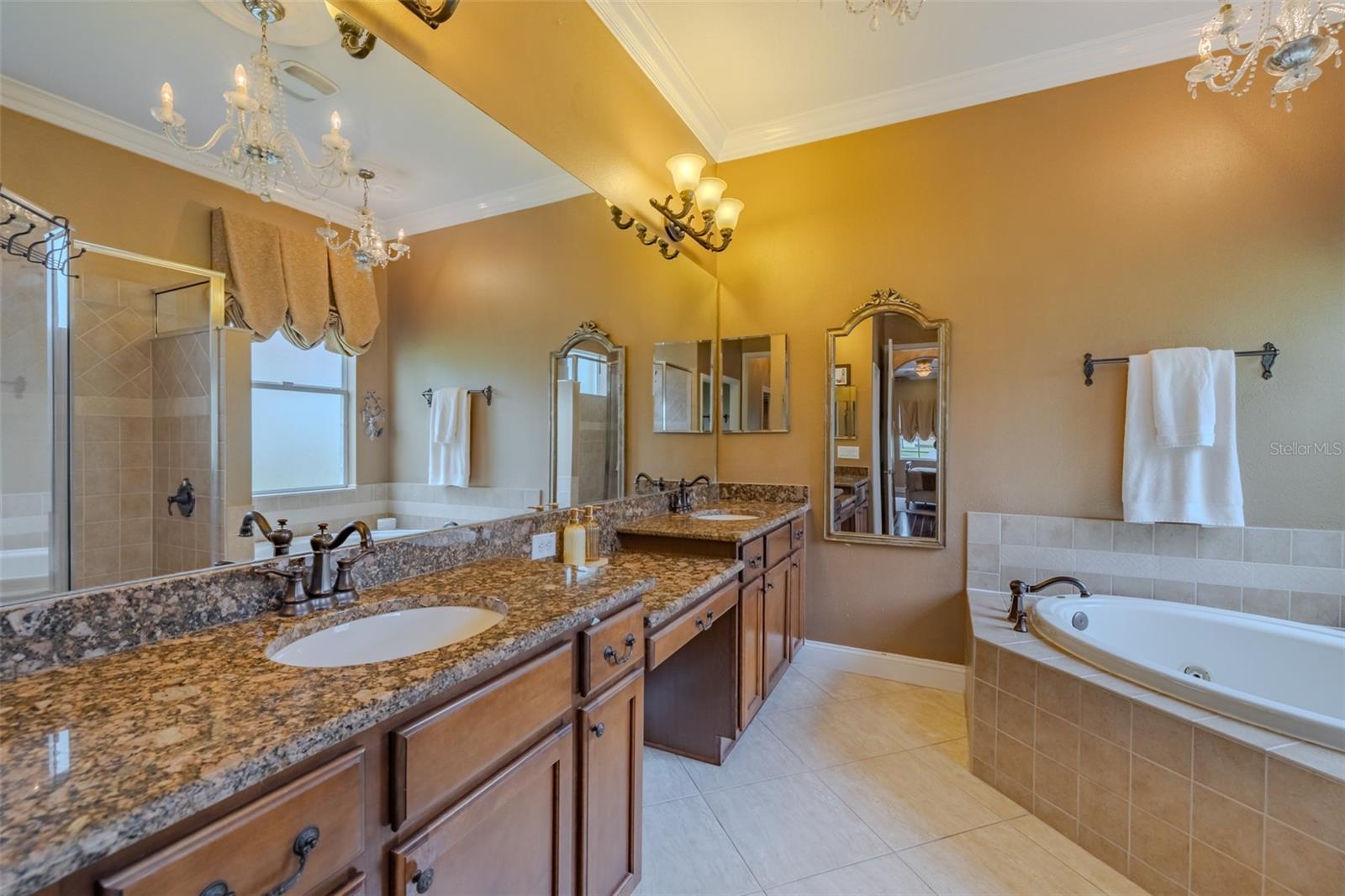 8016 CYPRESS CROSSING CT — photo 35
