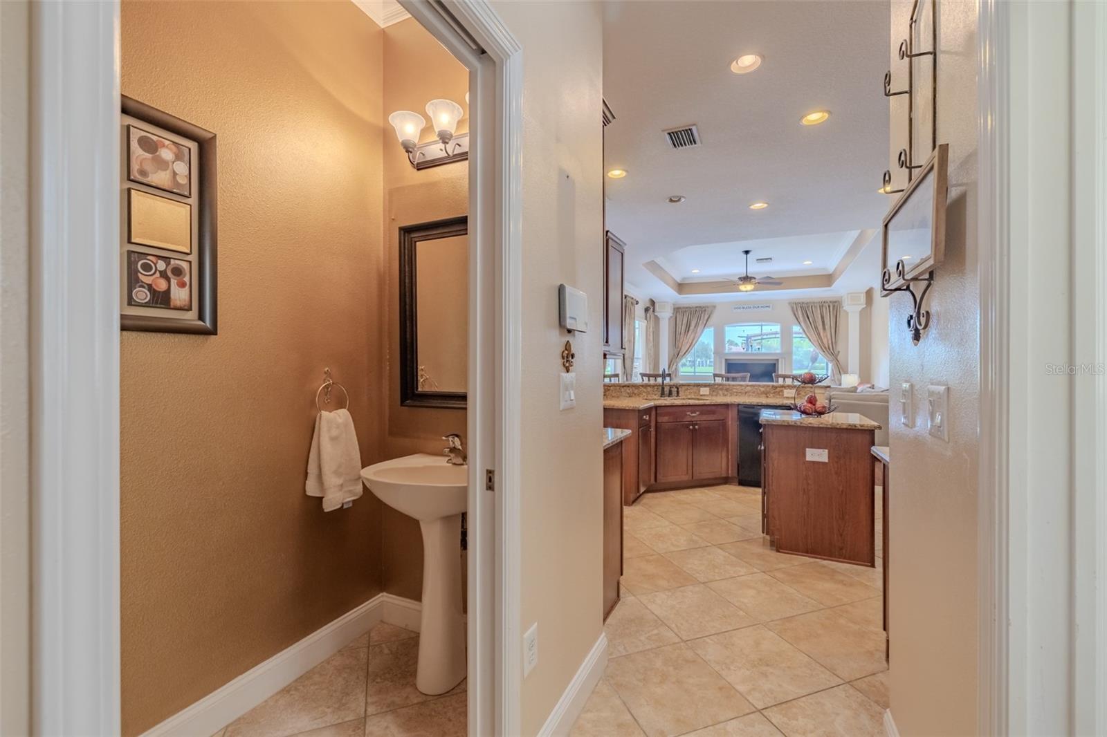8016 CYPRESS CROSSING CT — photo 31