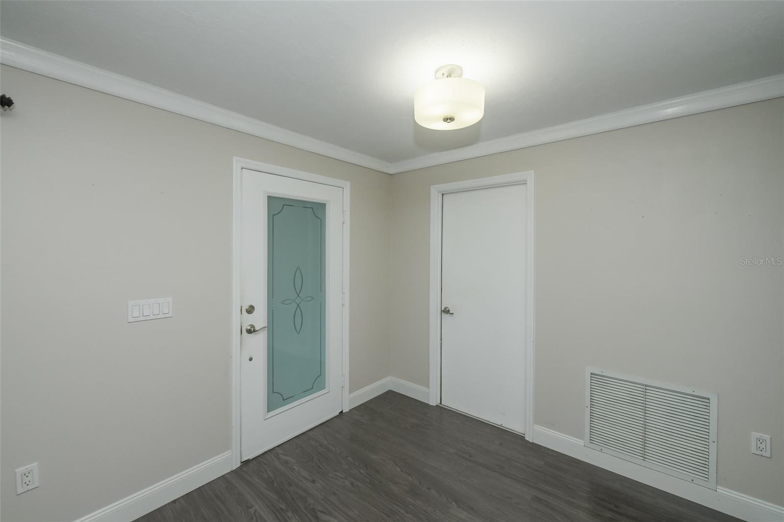 1625 BAY HILL CIR — photo 7