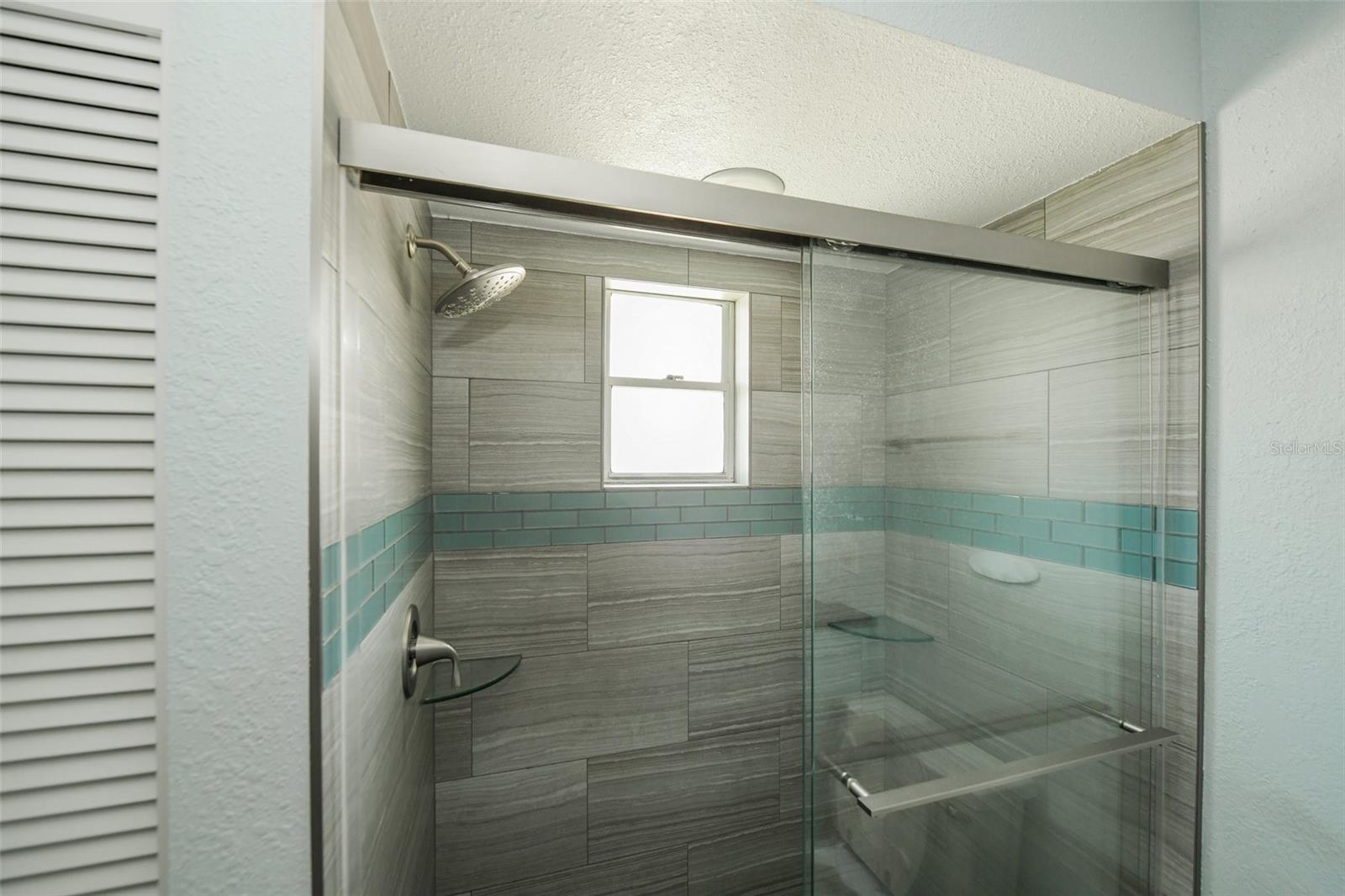 1625 BAY HILL CIR — photo 21