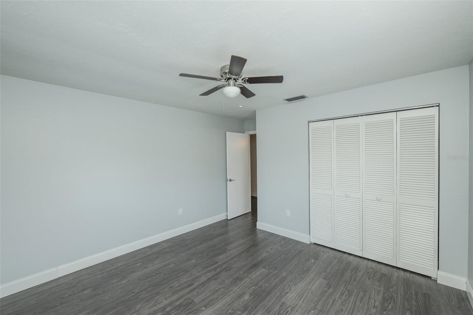 1625 BAY HILL CIR — photo 27