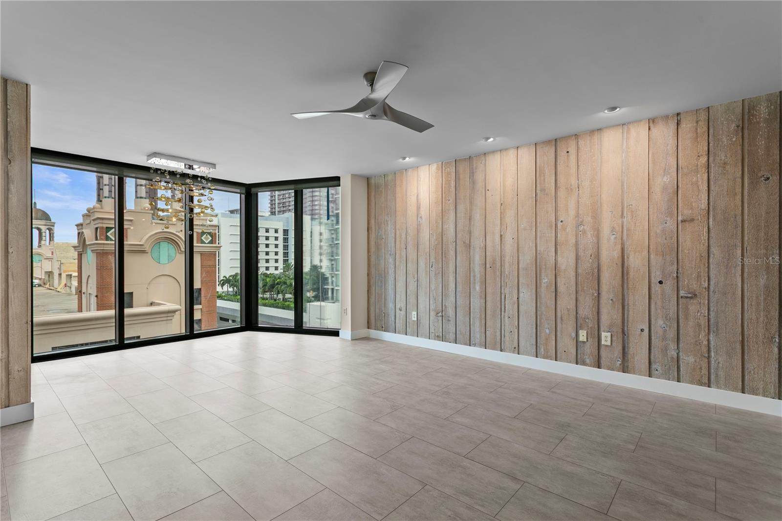 1 BEACH DR SE #1112 — photo 18