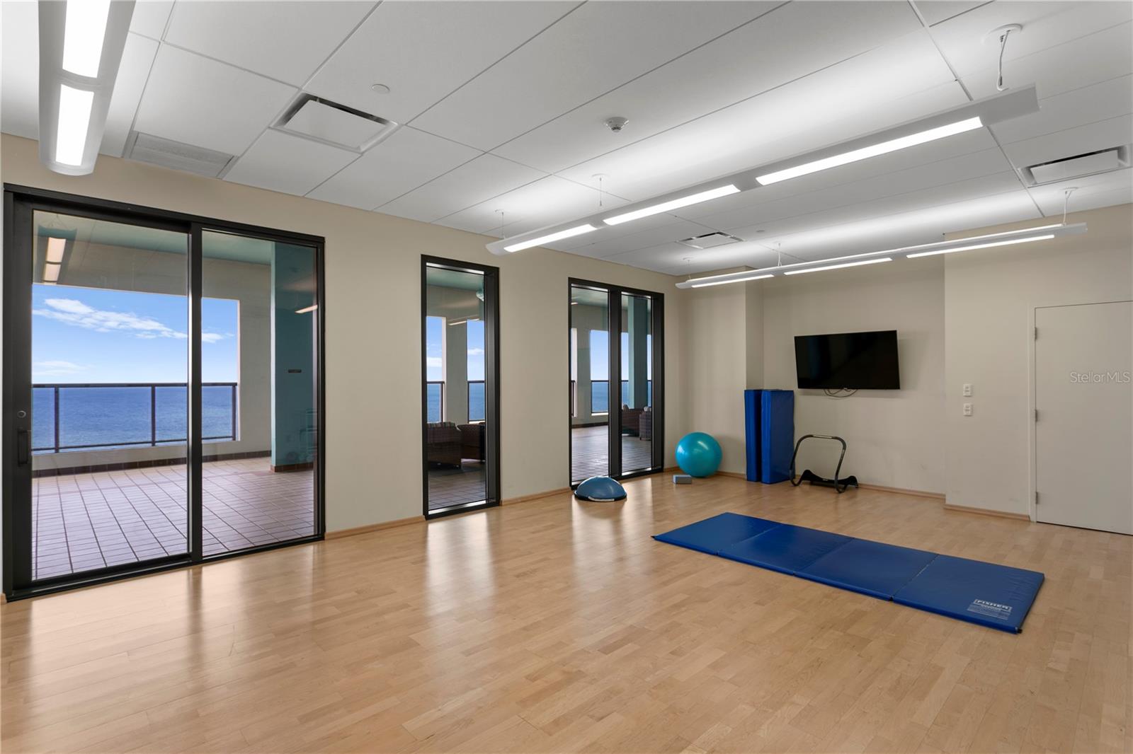 1 BEACH DR SE #1112 — photo 54