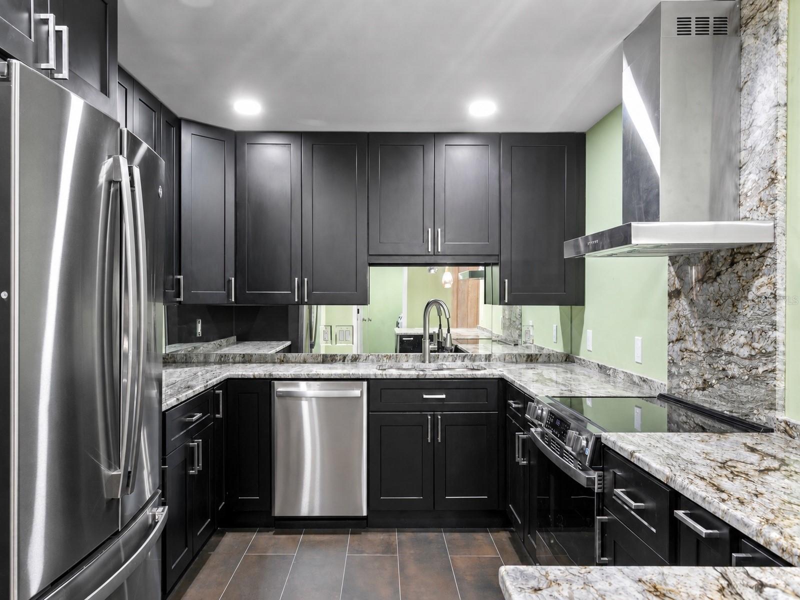 1 BEACH DR SE #1112 — photo 2