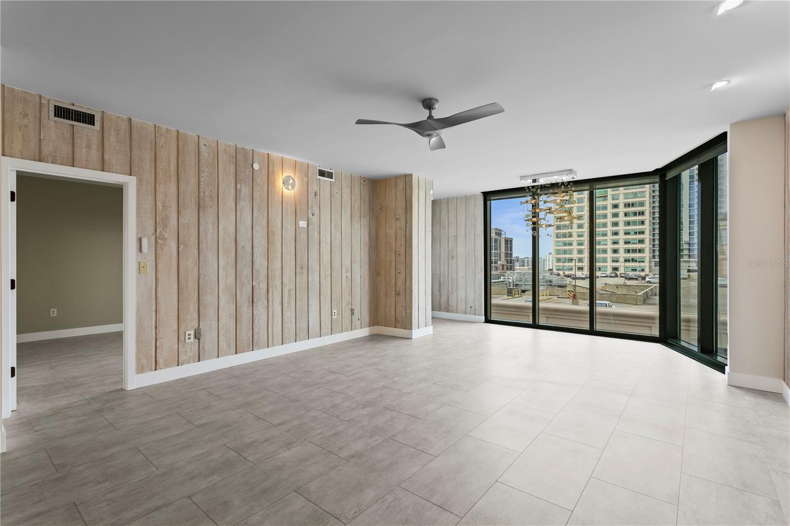1 BEACH DR SE #1112 — photo 17