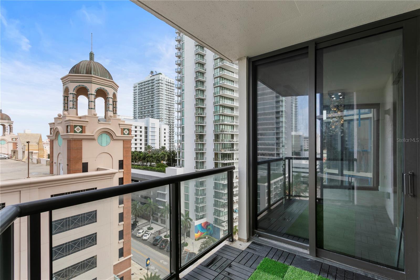 1 BEACH DR SE #1112 — photo 34