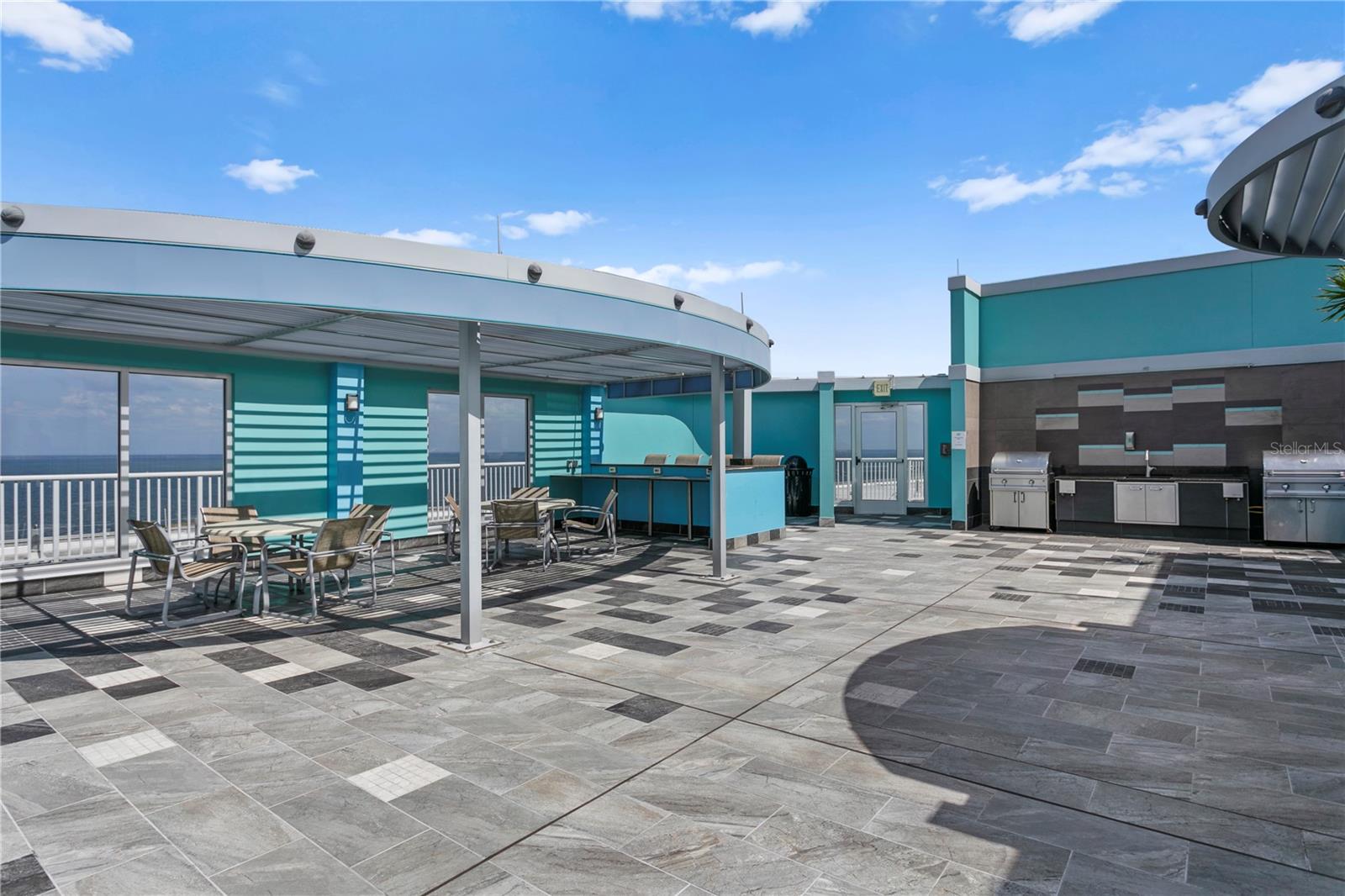 1 BEACH DR SE #1112 — photo 38