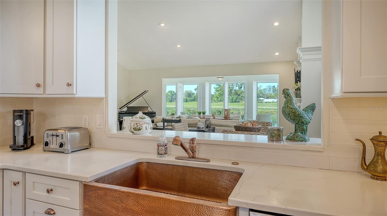 4060 PENSHURST PARK — photo 10