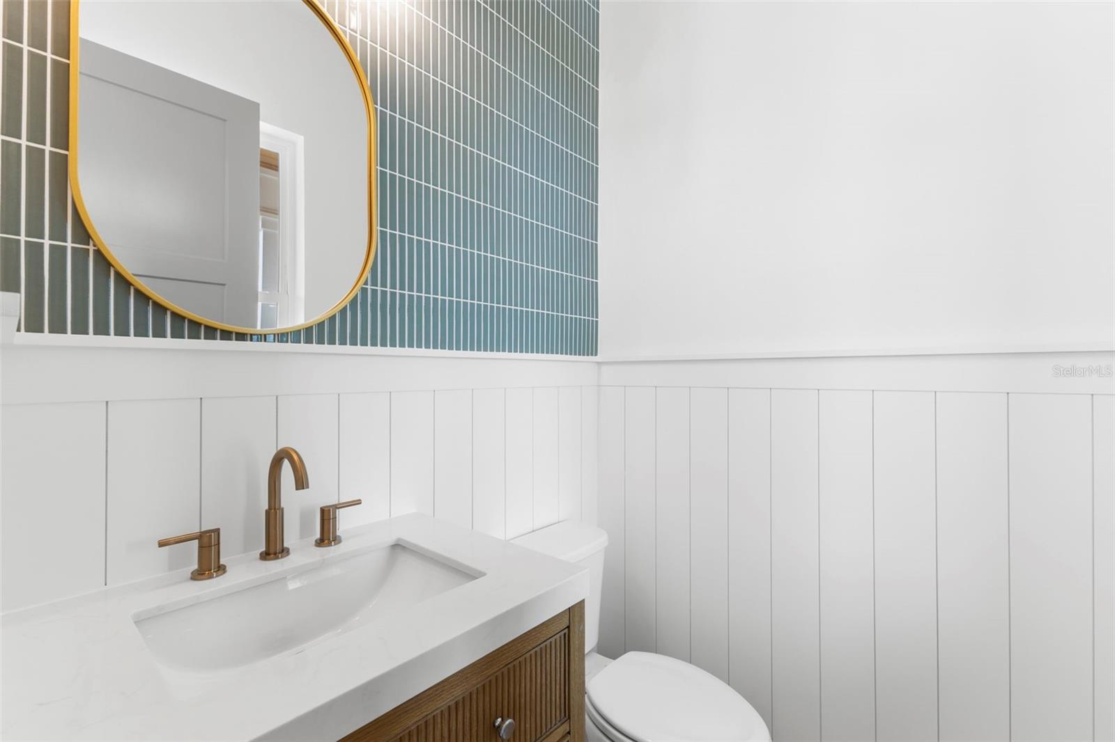 3534 OVERLOOK DR NE — photo 26