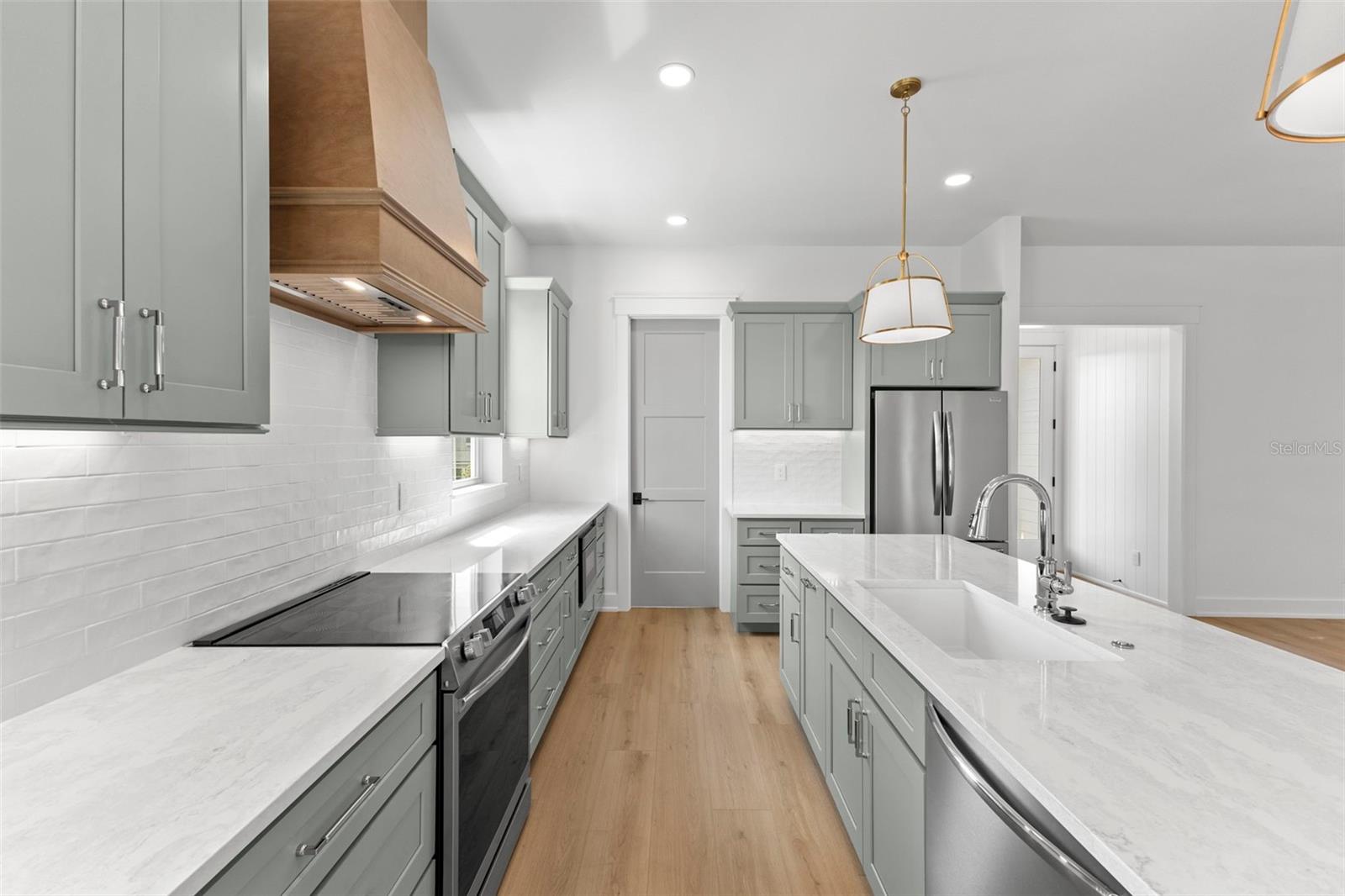 3534 OVERLOOK DR NE — photo 19