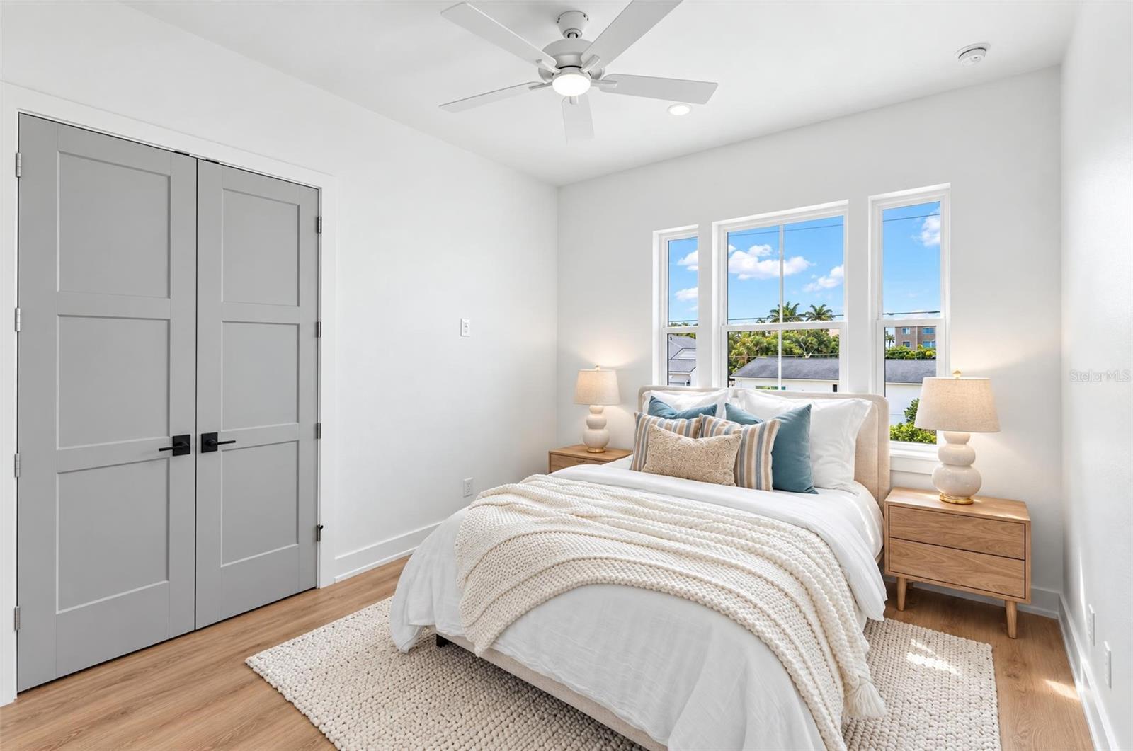 3534 OVERLOOK DR NE — photo 10