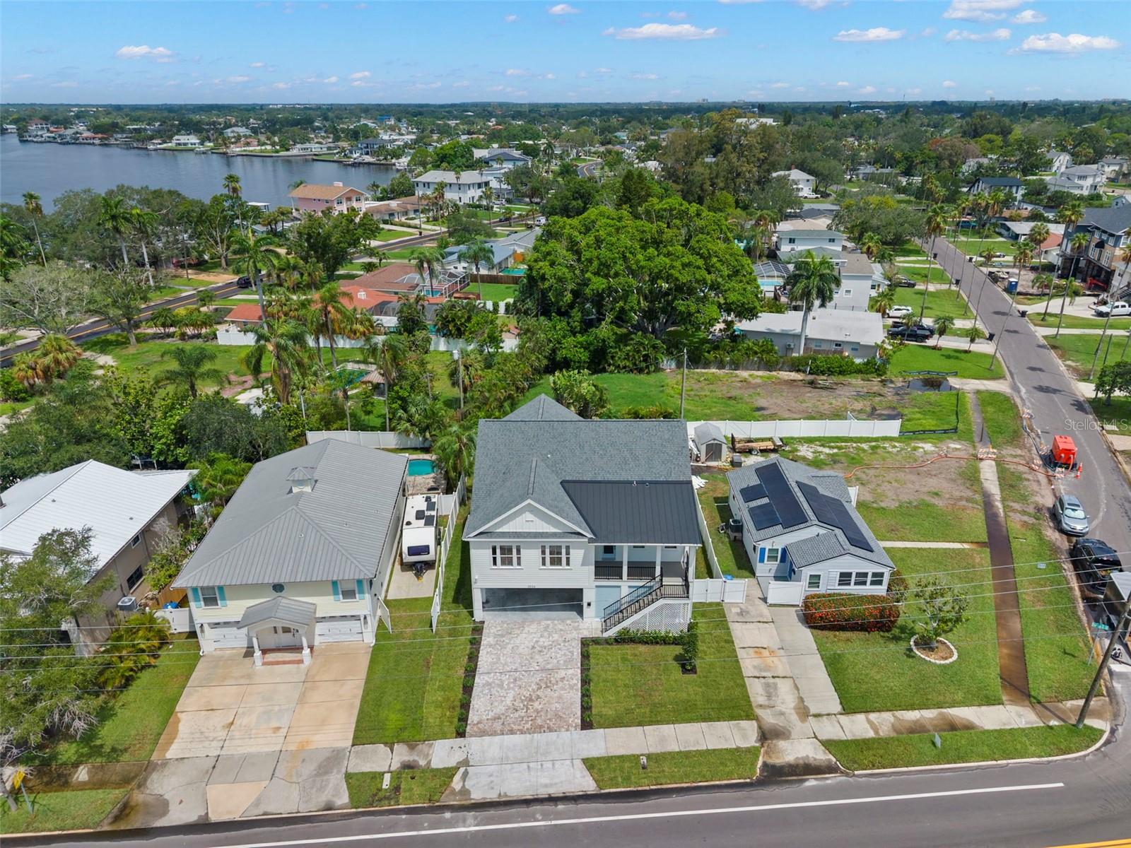 3534 OVERLOOK DR NE — photo 37