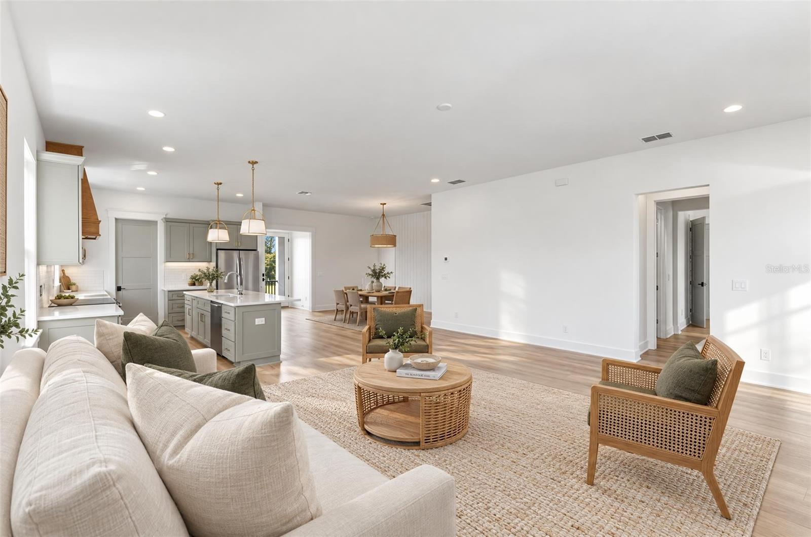 3534 OVERLOOK DR NE — photo 5