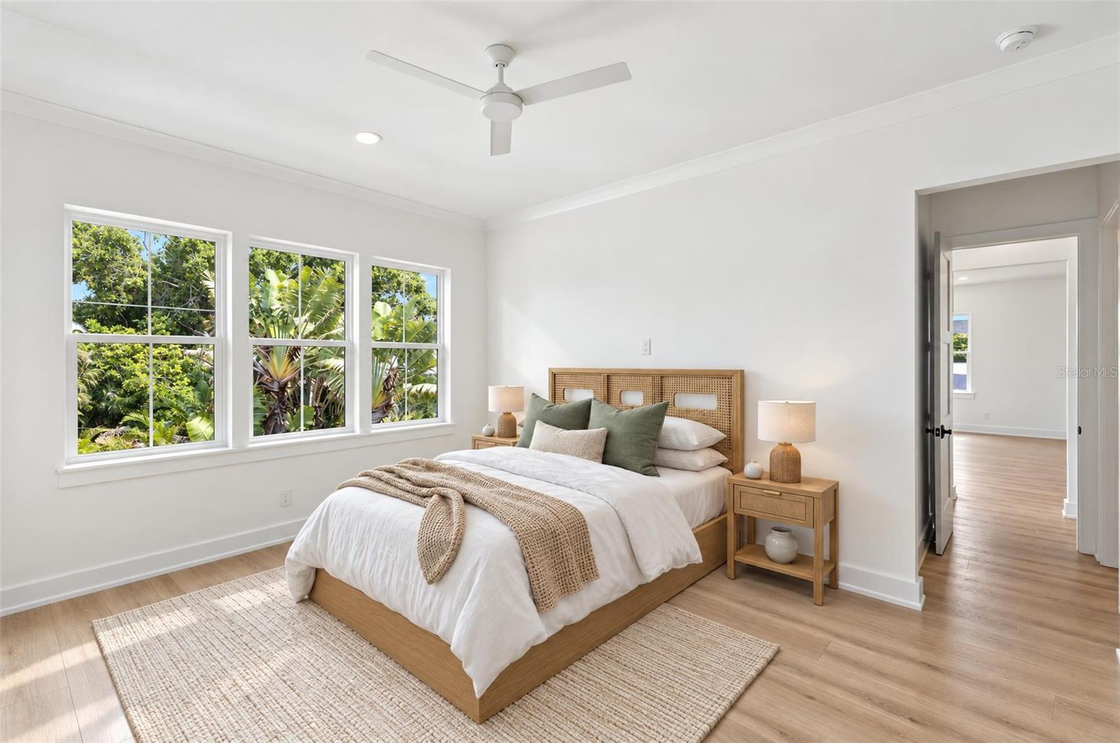 3534 OVERLOOK DR NE — photo 11