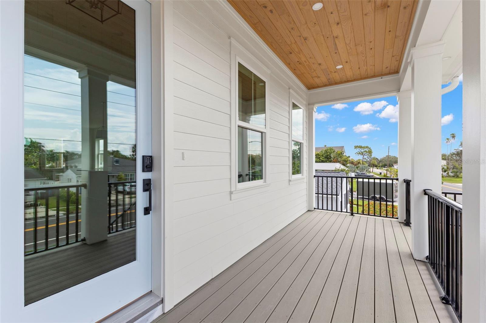 3534 OVERLOOK DR NE — photo 15