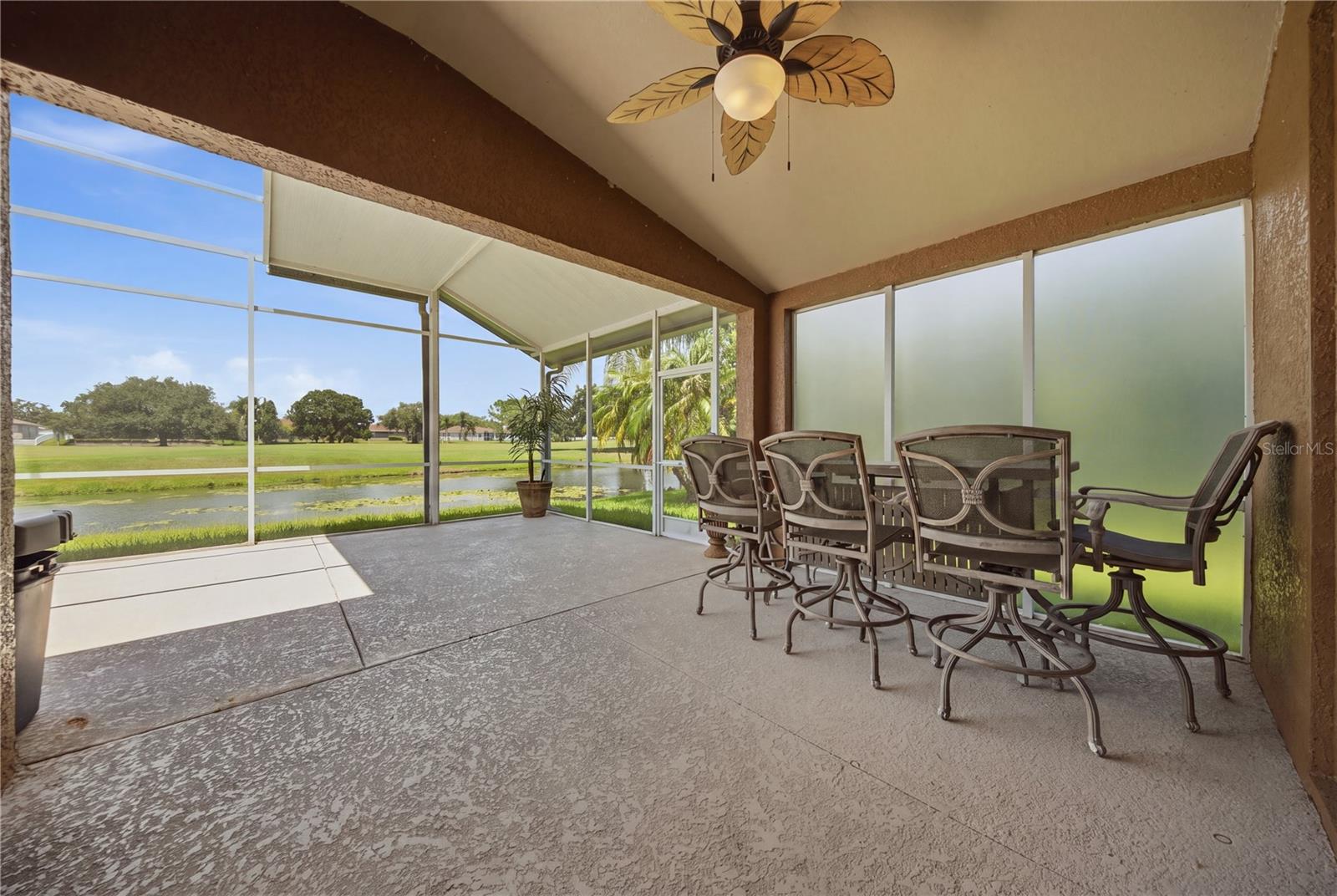 25843 RISEN STAR DR — photo 36
