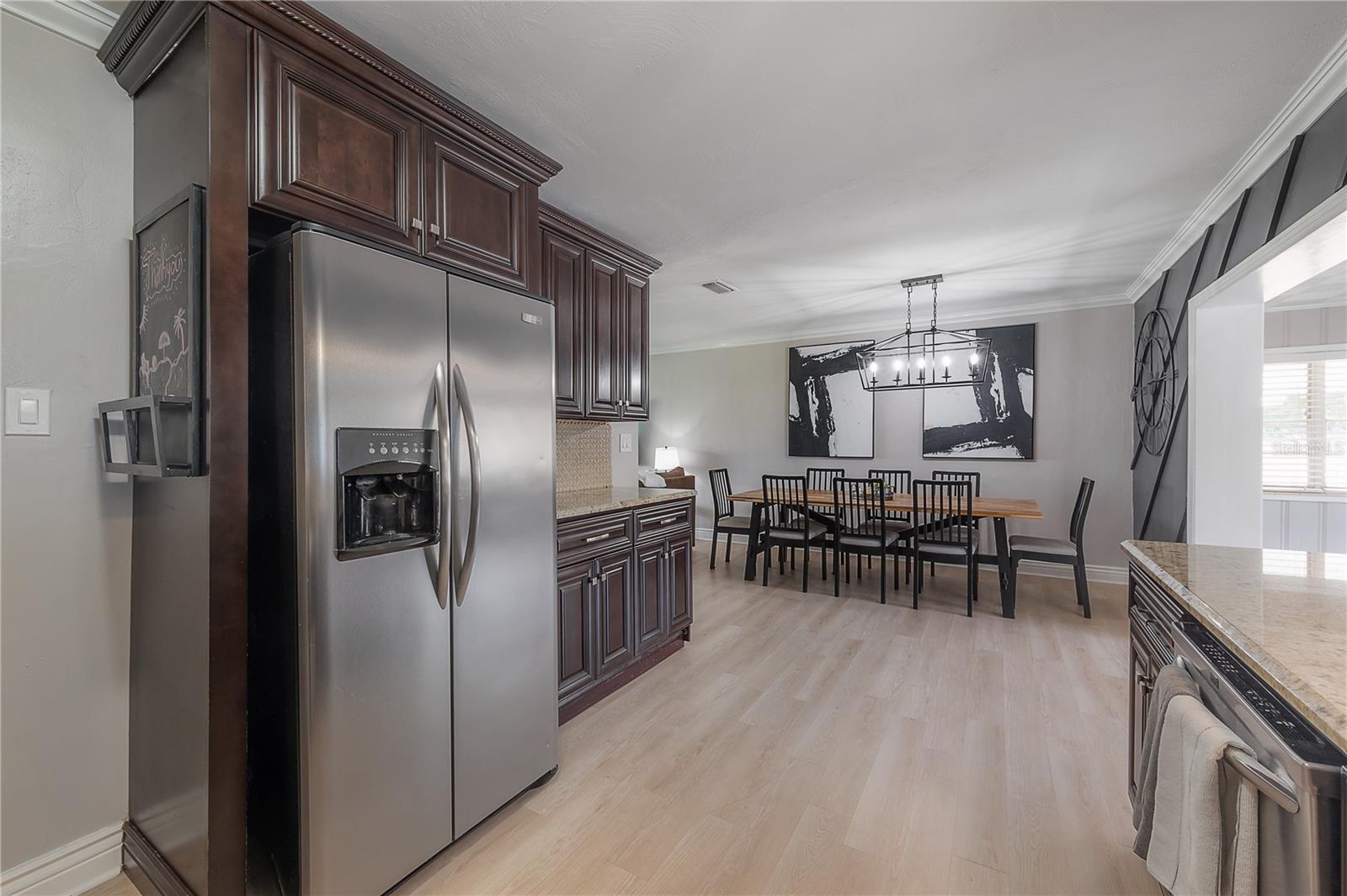 2916 W COLLINS ST — photo 7