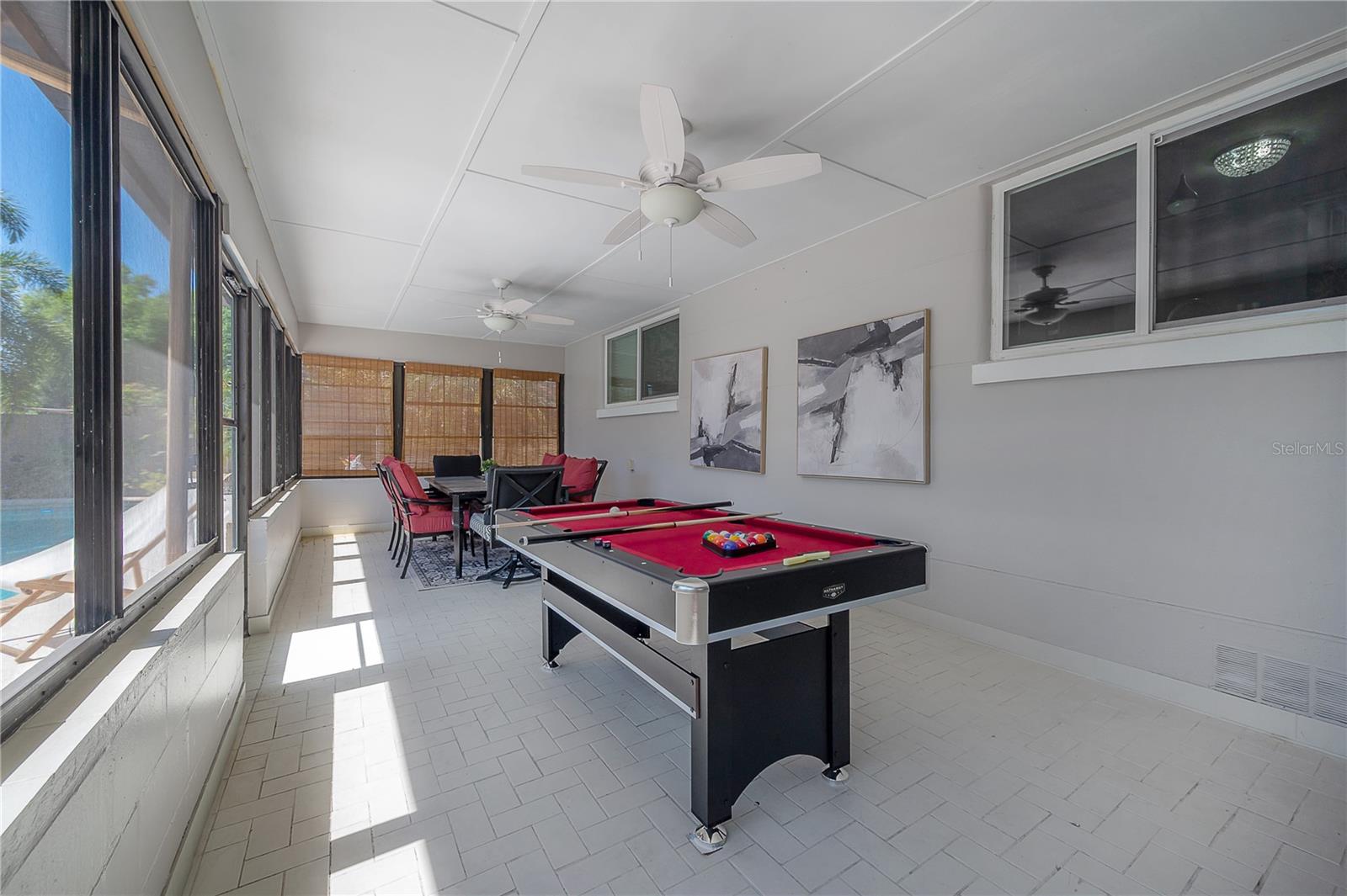 2916 W COLLINS ST — photo 17