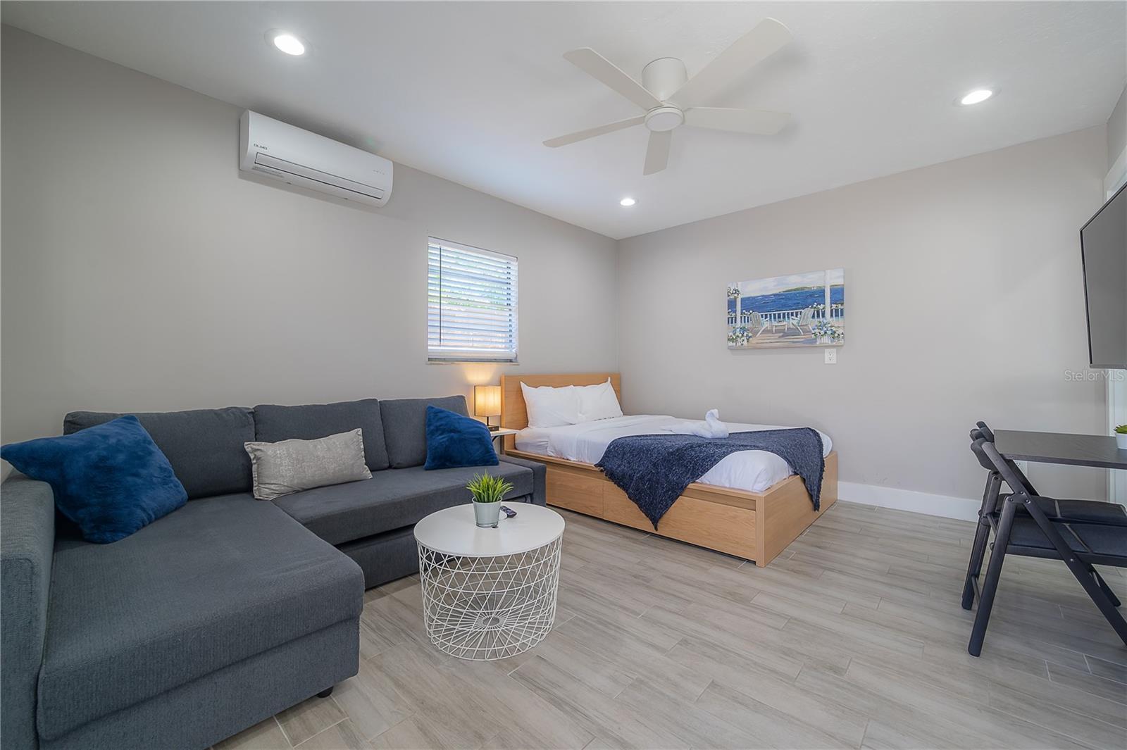 2916 W COLLINS ST — photo 47