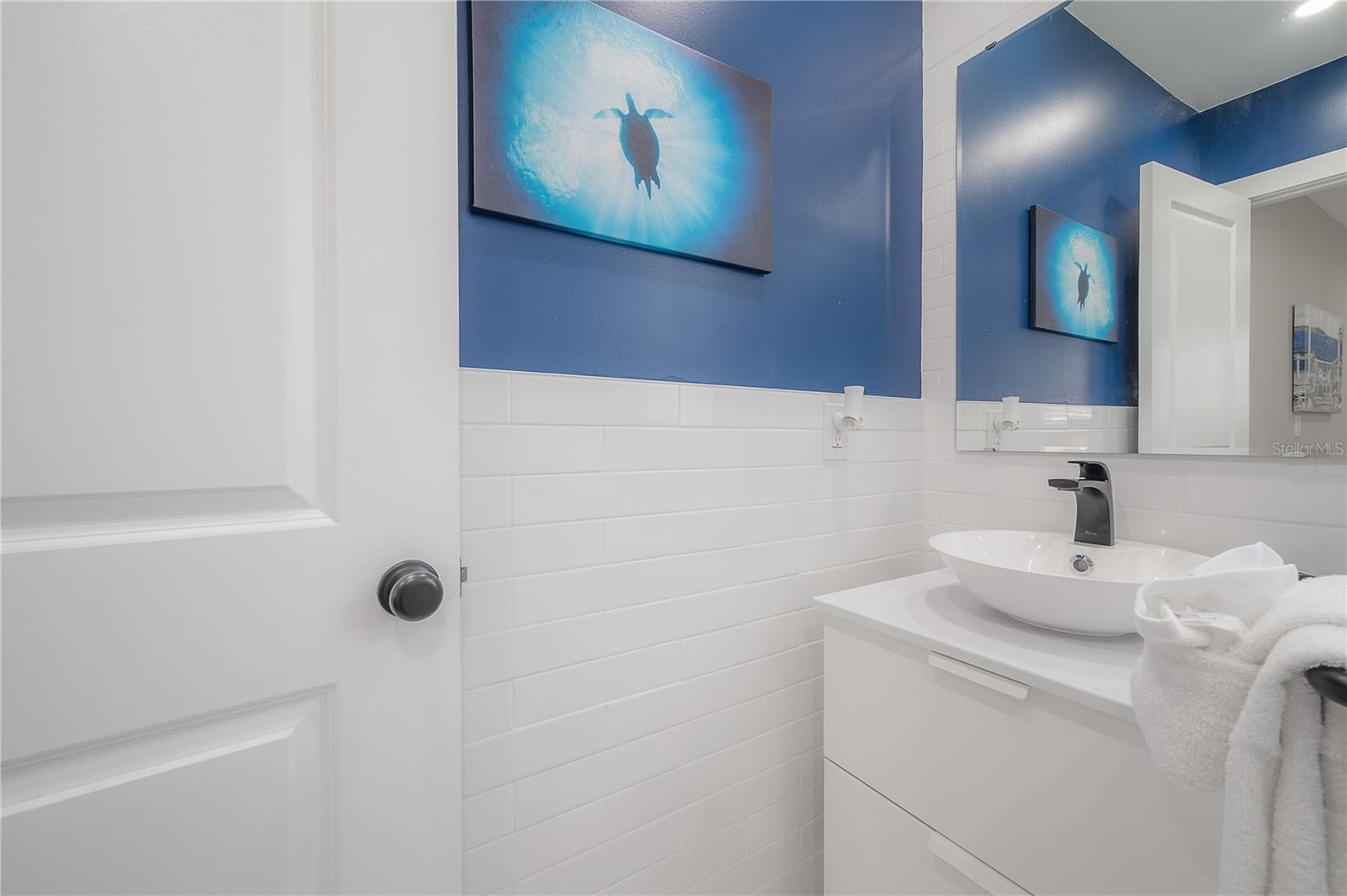 2916 W COLLINS ST — photo 48