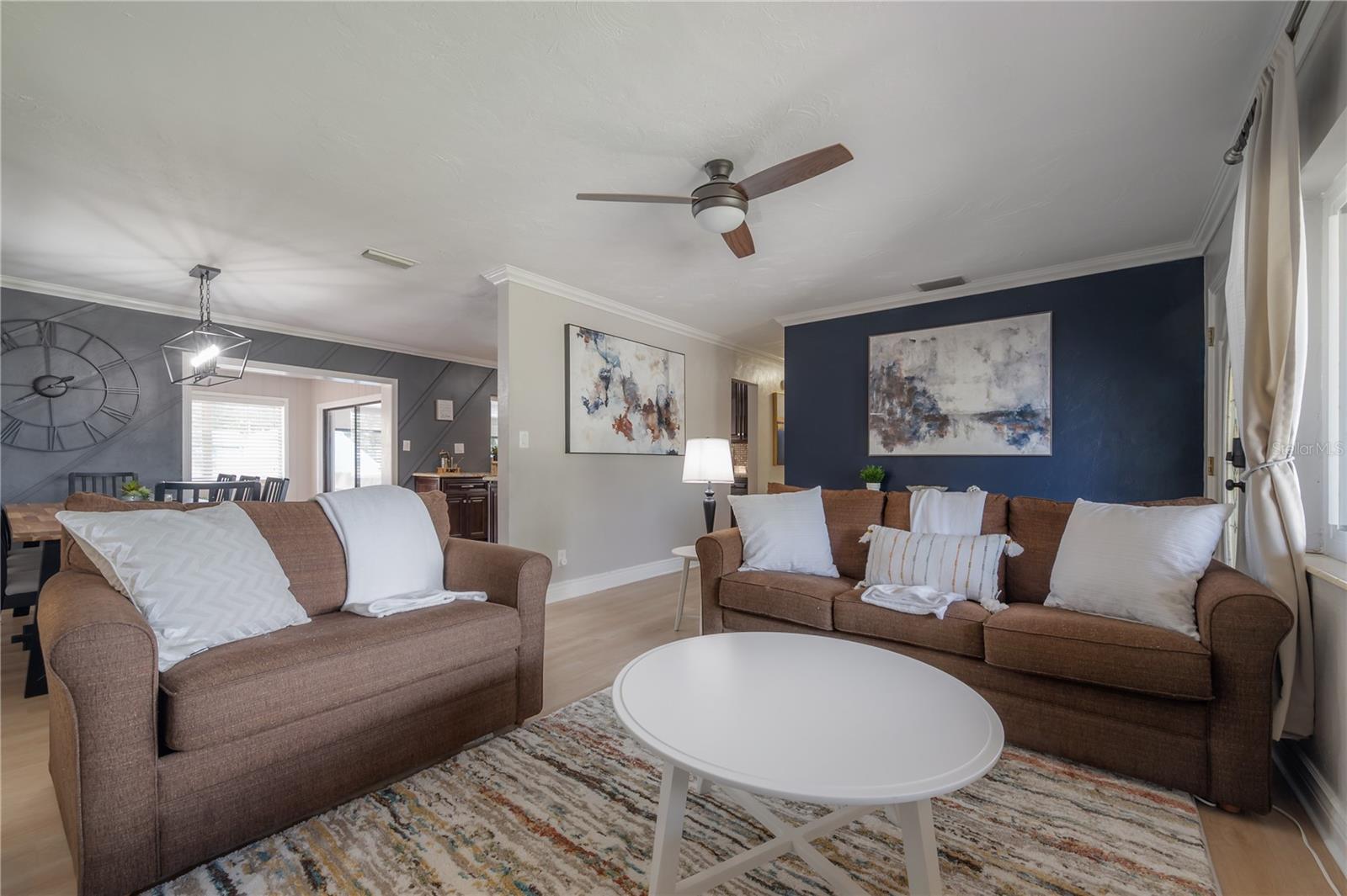 2916 W COLLINS ST — photo 25