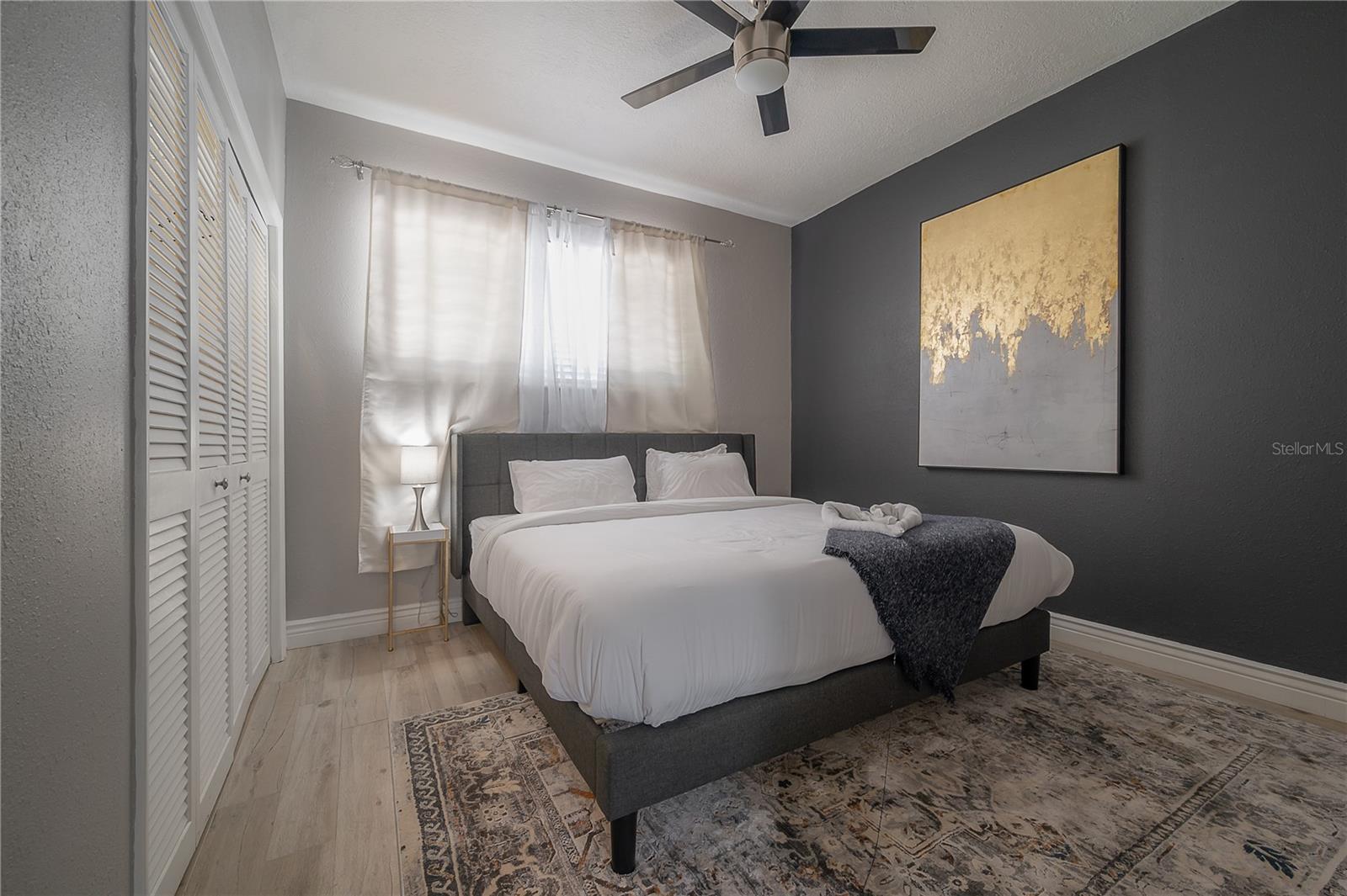 2916 W COLLINS ST — photo 34
