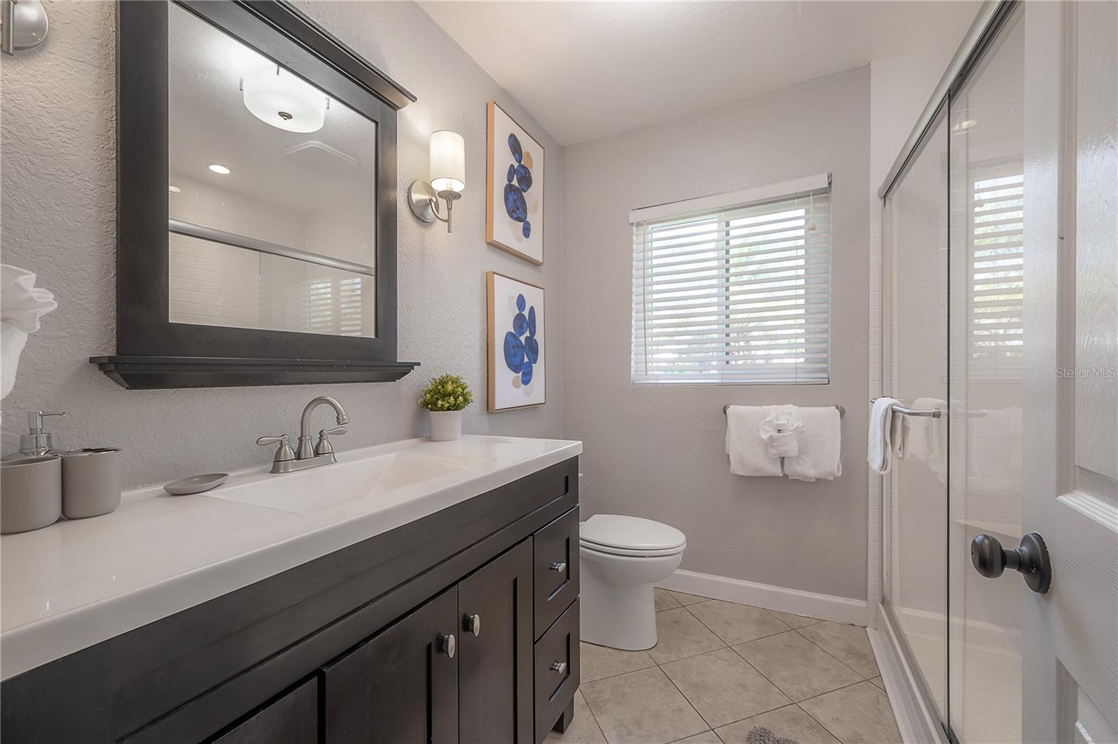 2916 W COLLINS ST — photo 14