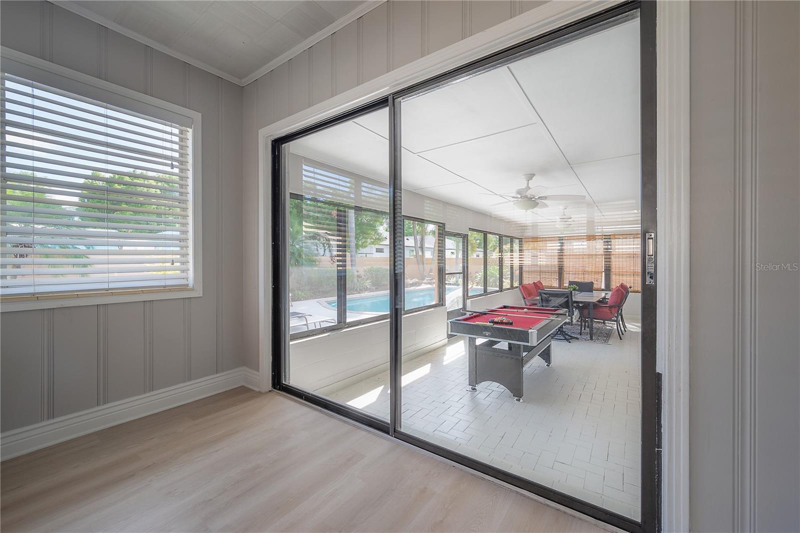 2916 W COLLINS ST — photo 36