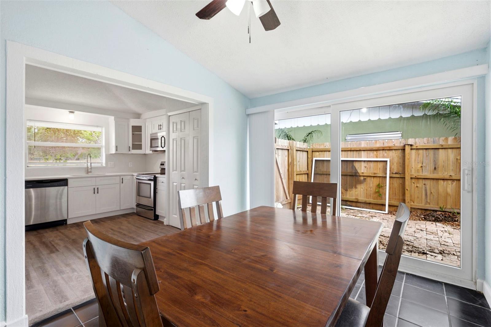 1680 PINEHURST RD — photo 32