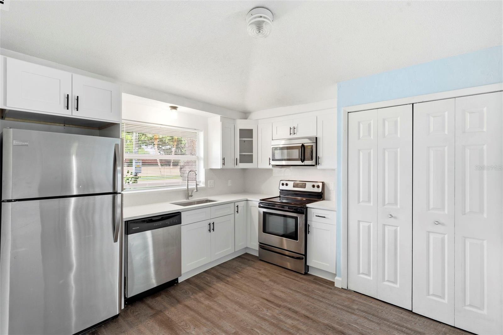 1680 PINEHURST RD — photo 30