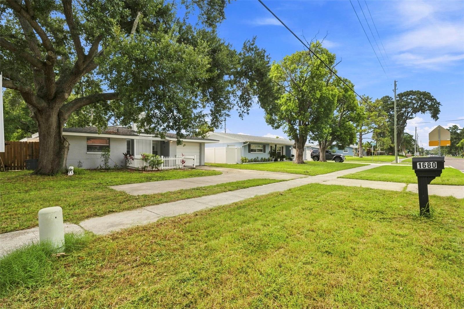 1680 PINEHURST RD — photo 4