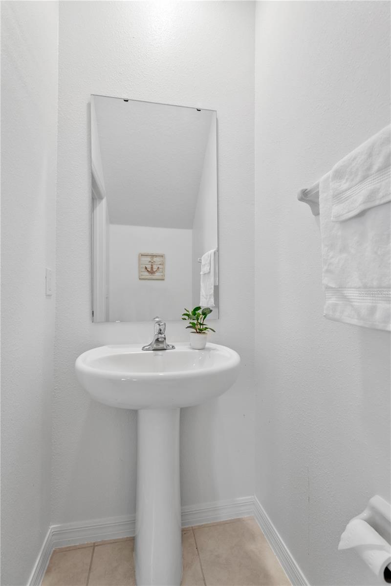 6033 ACARA LN — photo 15