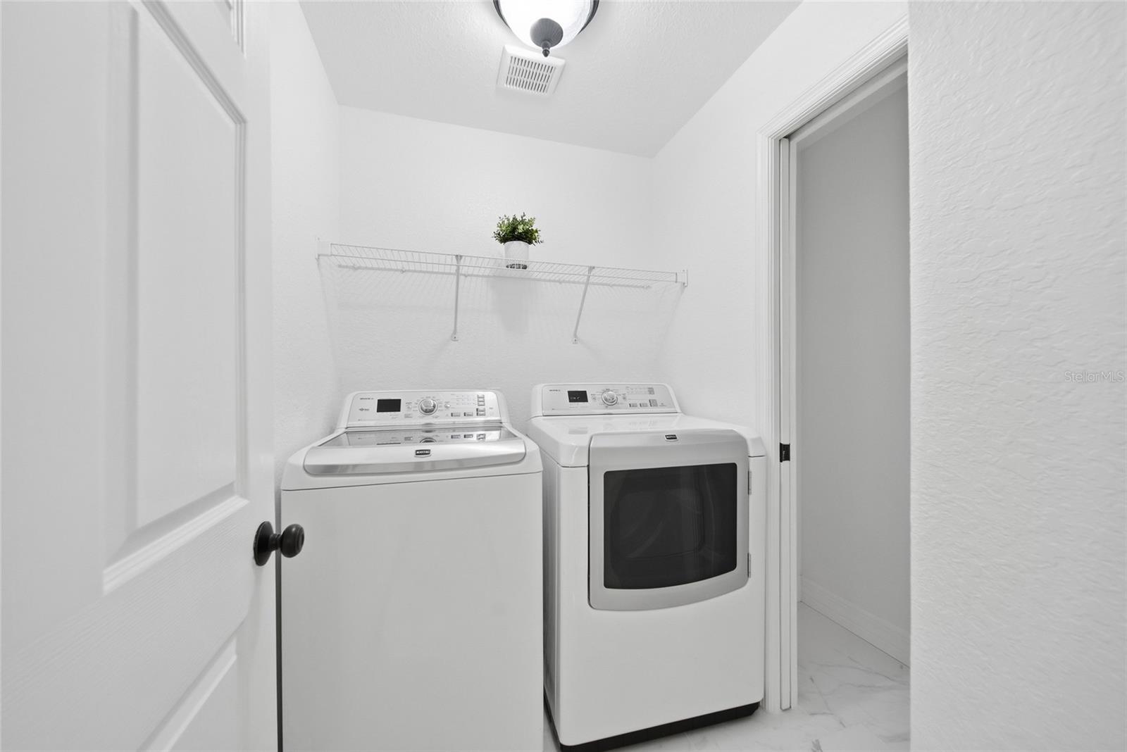 515 VILLA TREVISO CT — photo 32
