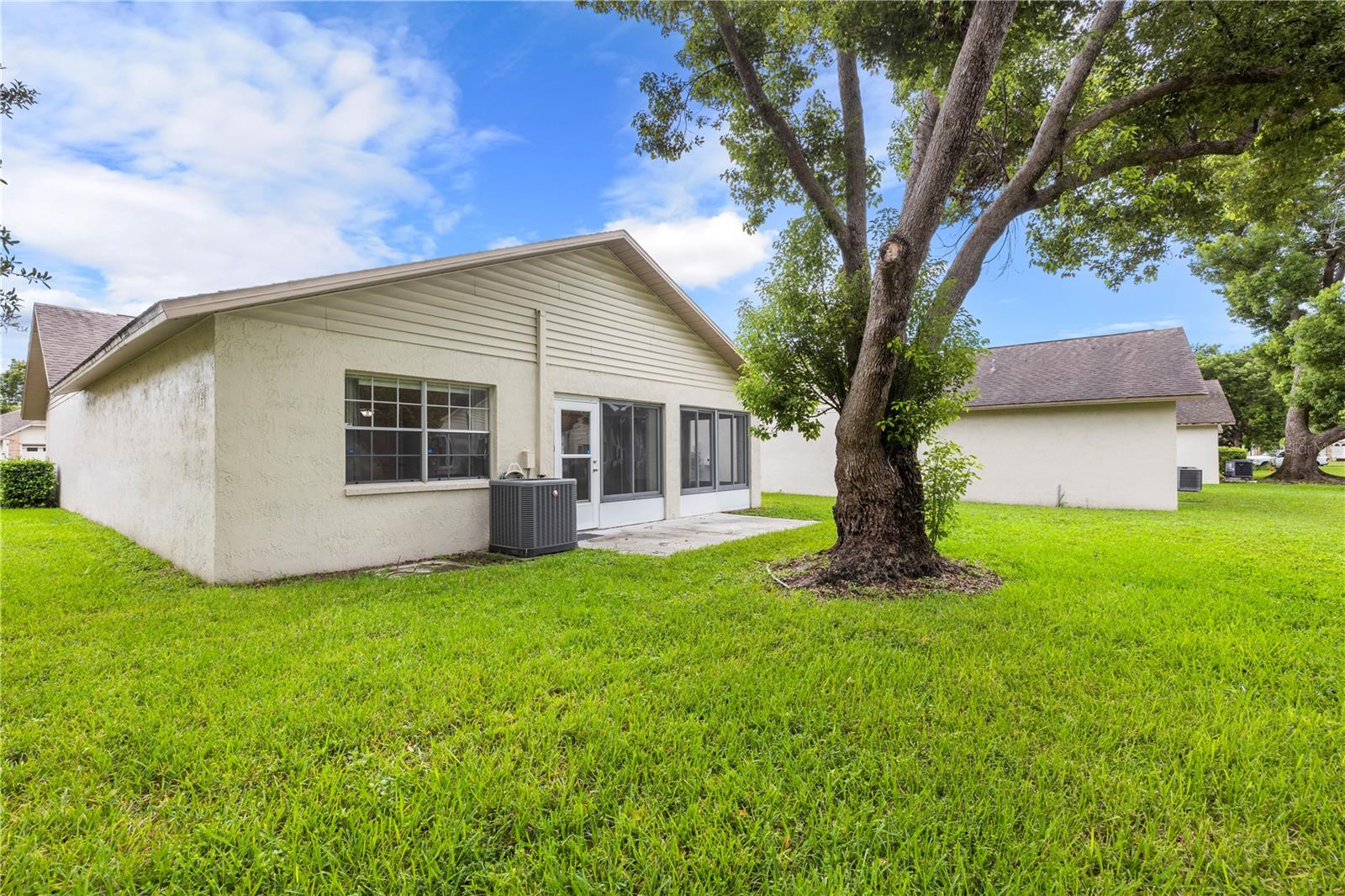 4739 CARRINGTON CT — photo 36
