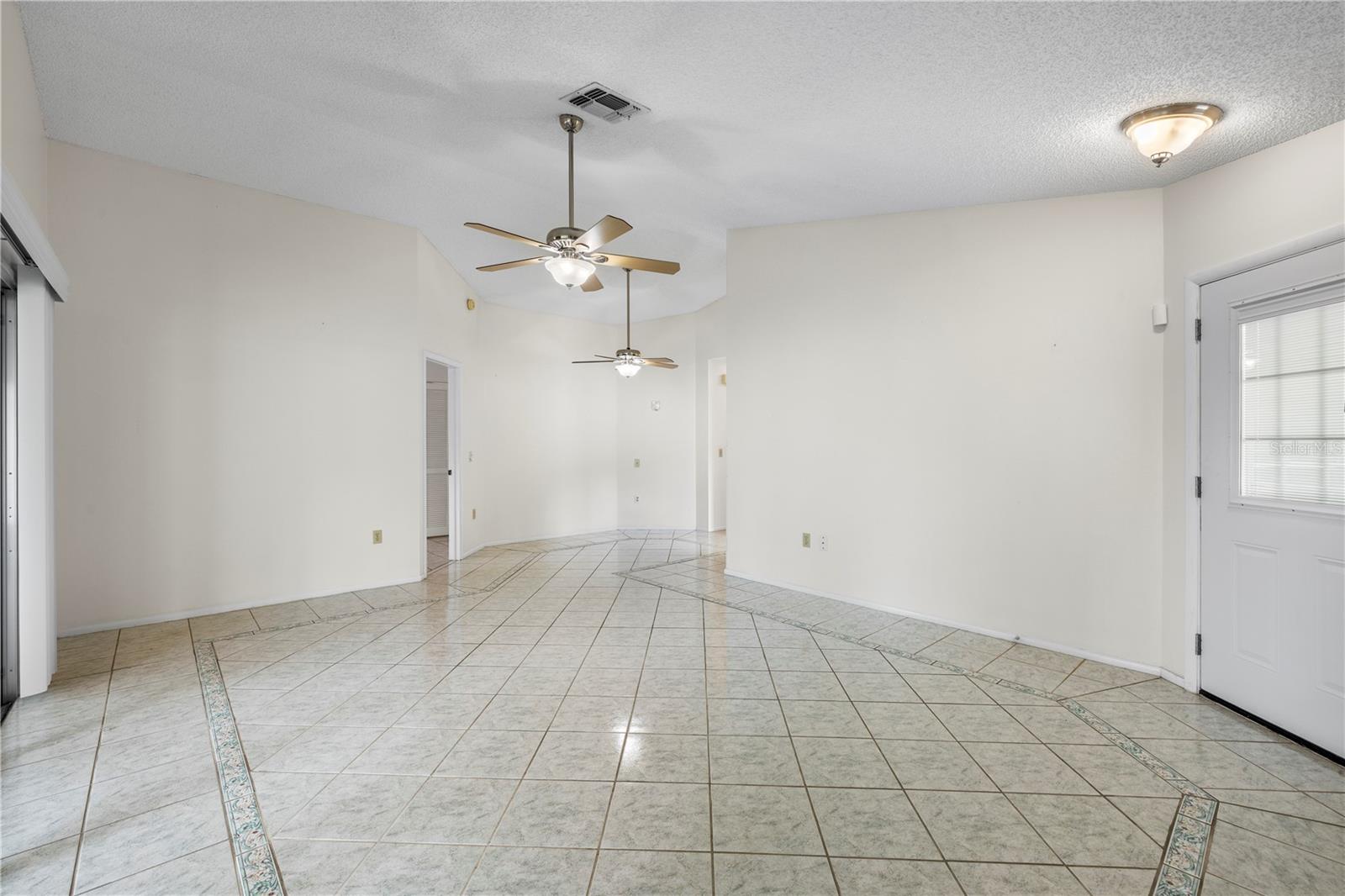4739 CARRINGTON CT — photo 6