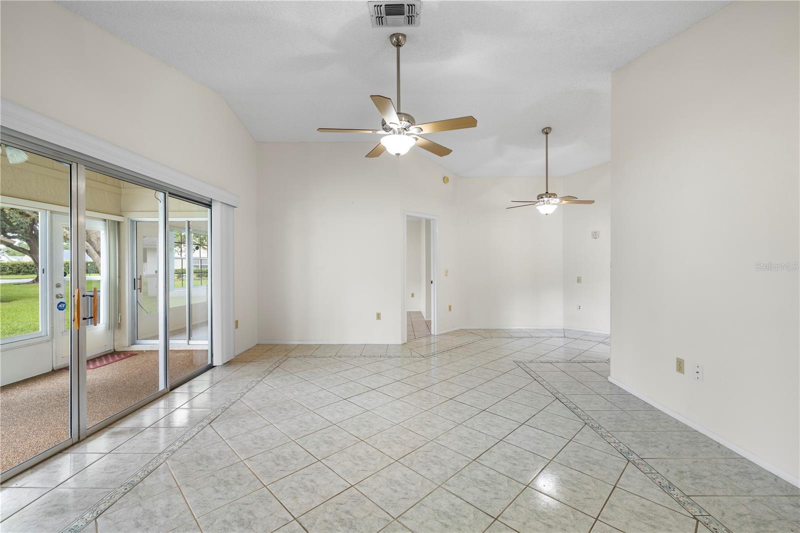 4739 CARRINGTON CT — photo 5
