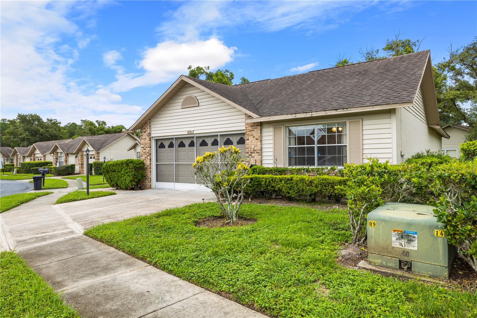 4739 CARRINGTON CT — photo 4
