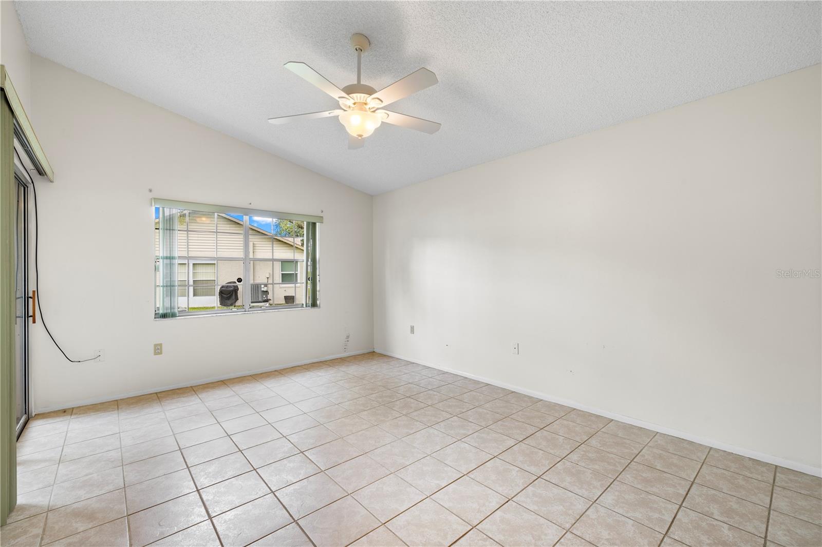 4739 CARRINGTON CT — photo 16