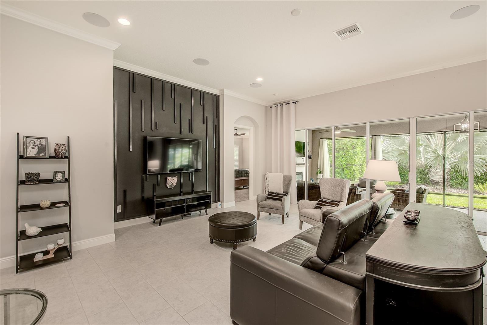 6916 NEOPOLITAN CT — photo 7
