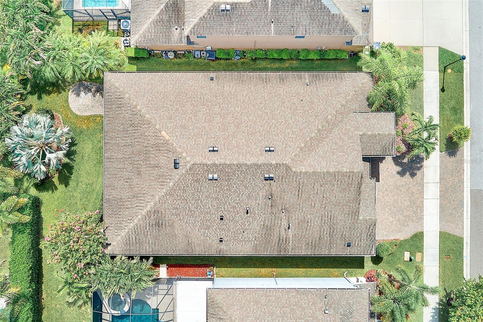6916 NEOPOLITAN CT — photo 47